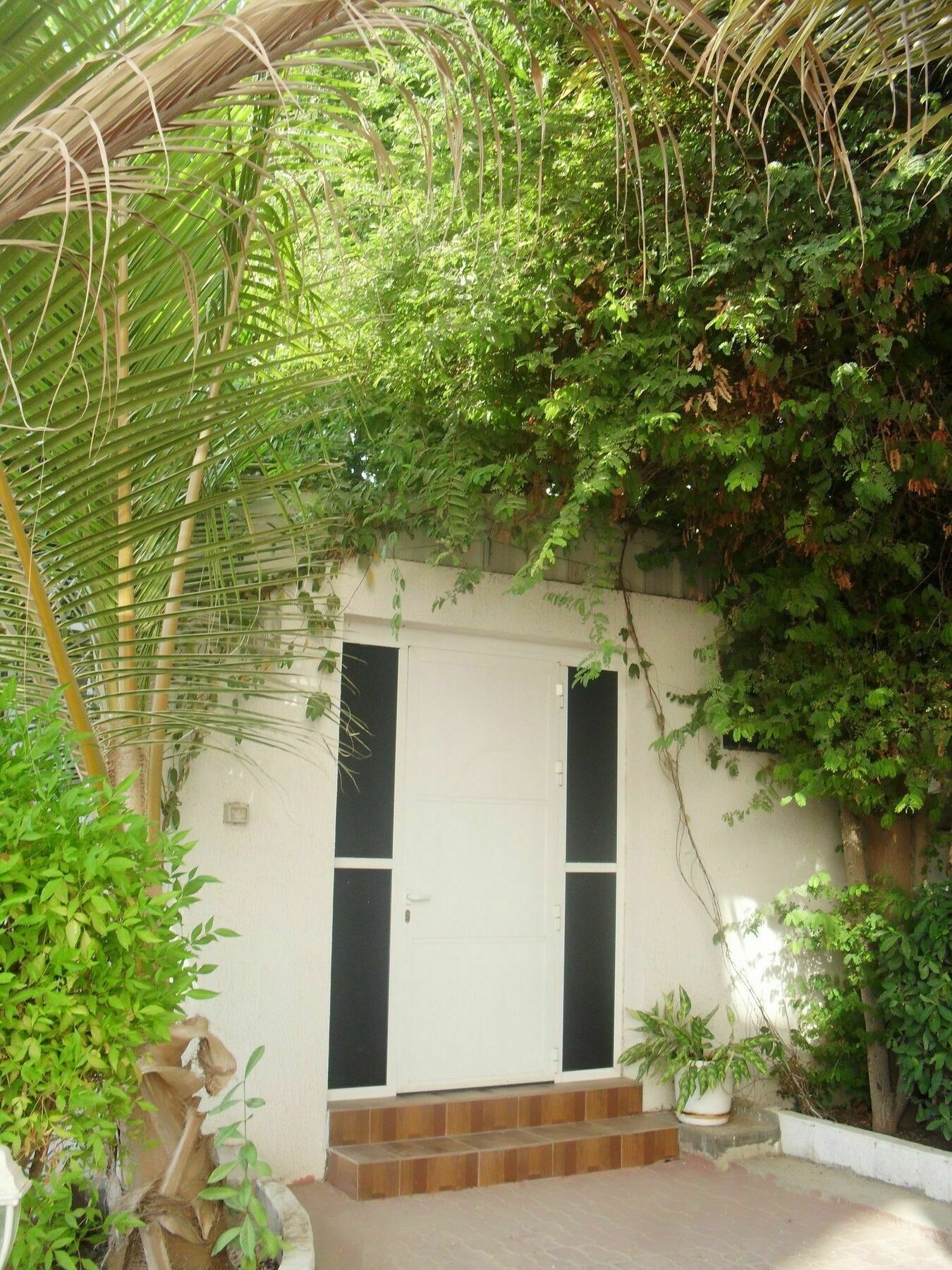 Garden Roomz Oman 2*